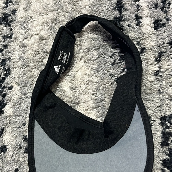 Adidas’s visor - Picture 4 of 6